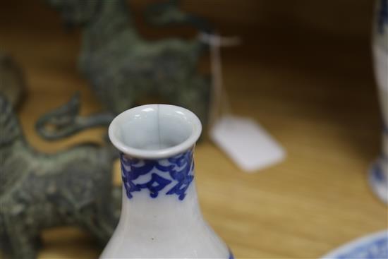 A Chinese blue and white vase, a similar plate and a Japanese vase Plate 24cm diameter